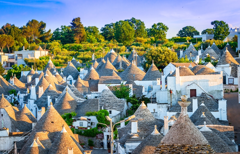 Alberobello,,Puglia,,Italy:,Cityscape,Over,The,Traditional,Roofs,Of,The