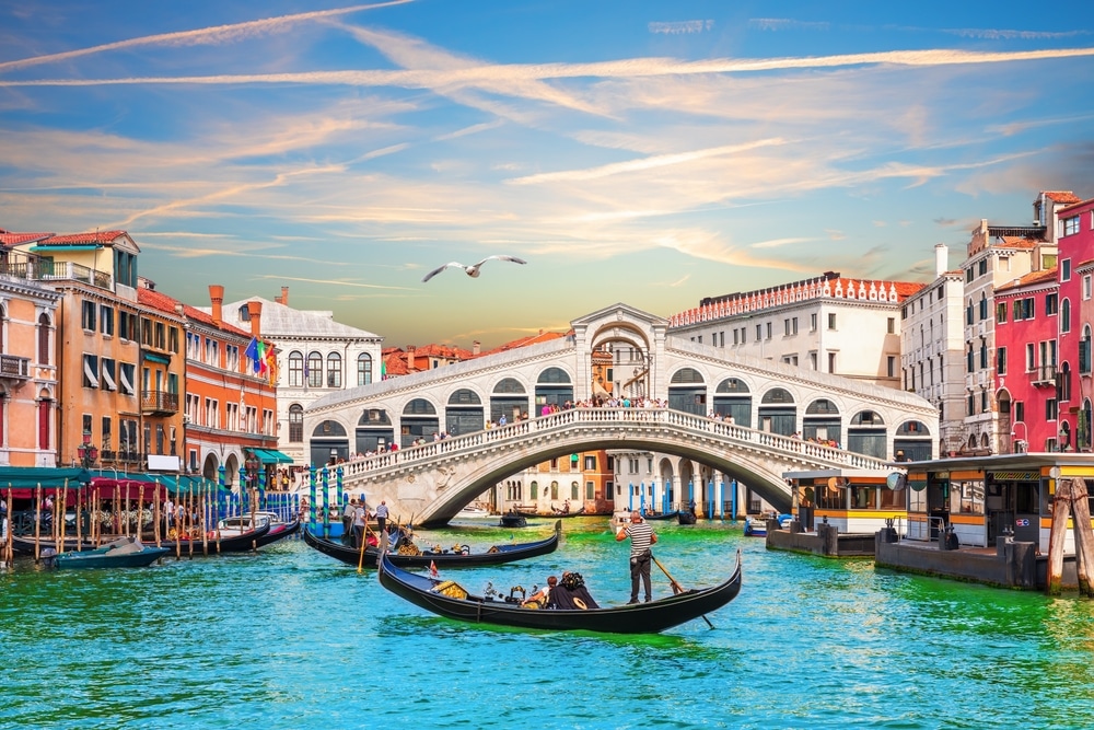 Sunset,In,The,Grand,Canal,Near,The,Rialto,Bridge,,Venice,